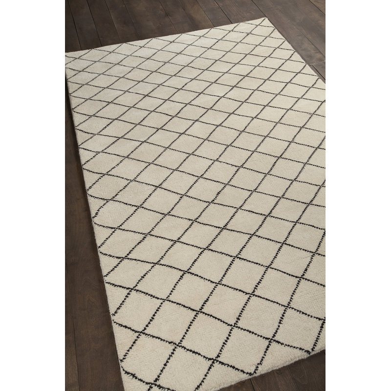 Gaia Wool Geometric Area Rug in Cream, Rectangle 5' x 7'6"