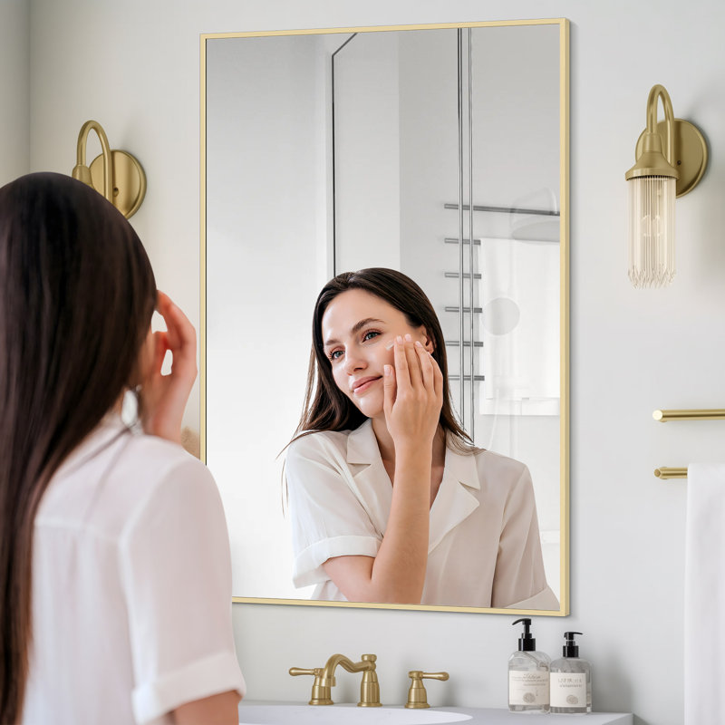 Élégant miroir rectangulaire encadré en aluminium pour salle de bain, chambre à coucher, Doré, 36 po x 24 po