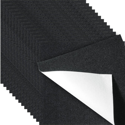 Carreaux de tapis pelez et collez, carreaux de tapis auto-adhésifs carrés 24 po x 24 po, carreaux de tapis rembourrés doux, bricolage facile à installer pour le salon de la chambre à coucher intérieur / extérieur (15 tuiles, noir carbone)