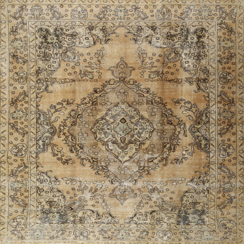 Oriental Indoor Rug, Round 3'