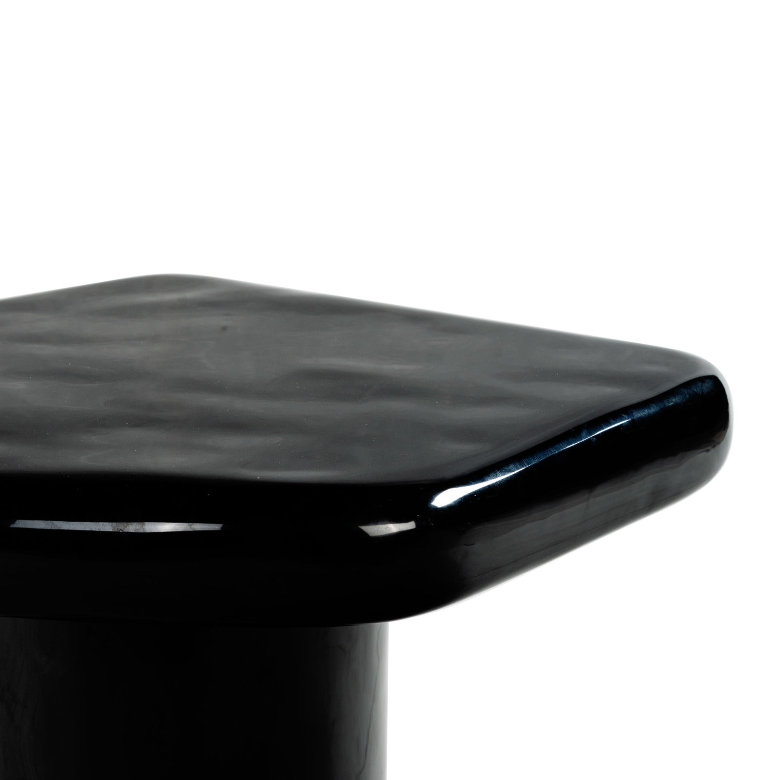 Clarendon 24" End Table, Black