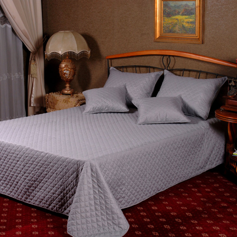 Modern & Contemporary Quilt, Full Quilt + 4 Additional Pieces, Silver