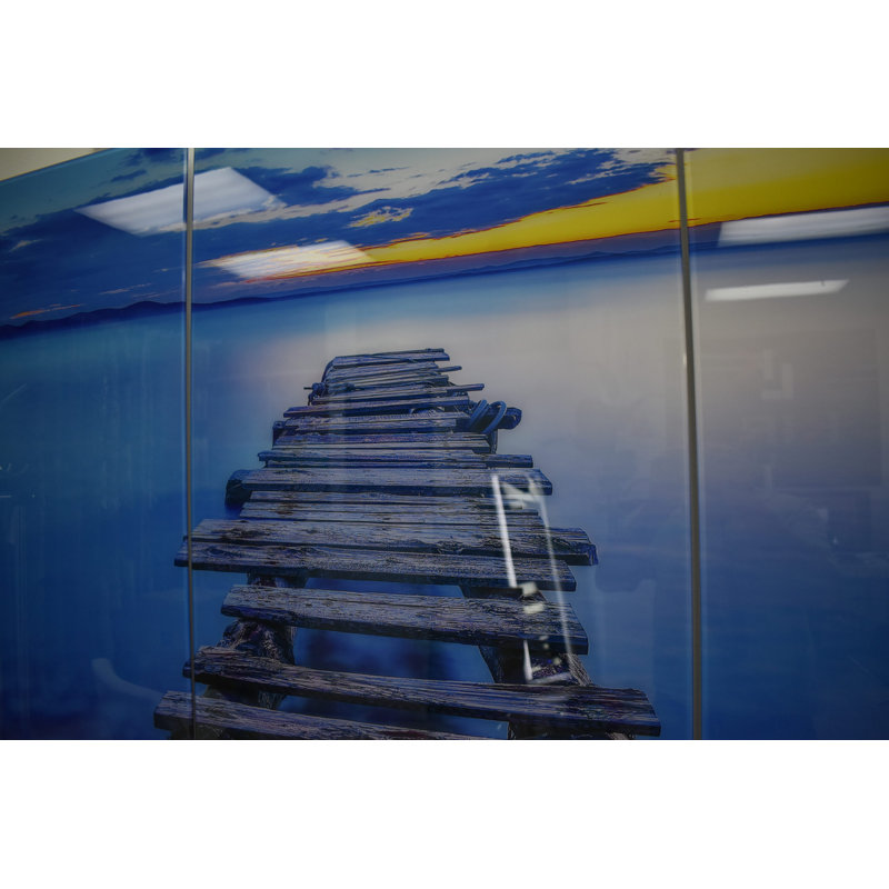 Image de la pointe mystique sur un grand trois pièces en acrylique: 1 po x 78 po x H 39 po
