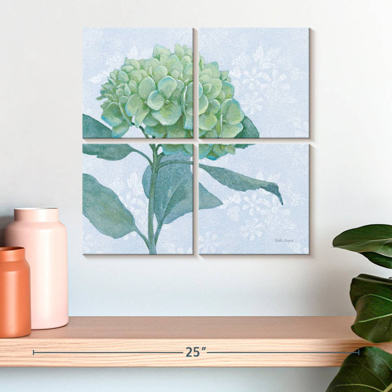 Harnek Blue Hydrangea Light, 18" H x 18" W