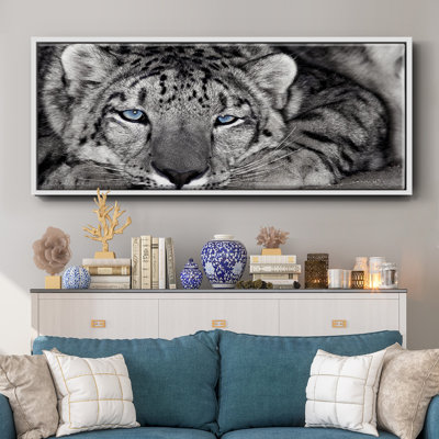 Snow Leopard Sanctuary - toile encadrée