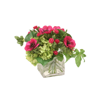 Centre de table d'hortensias dans un vase