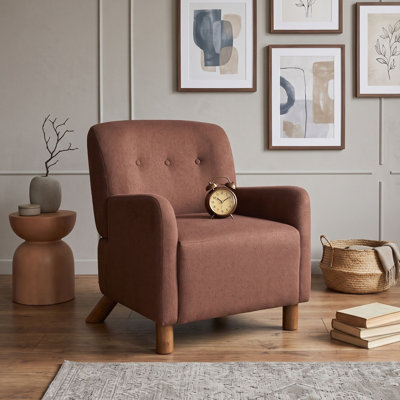 Fauteuil d'appoint moderne en lin capitonné avec accoudoirs, siège rembourré et pieds en bois d'hévéa pour salon ou bureau