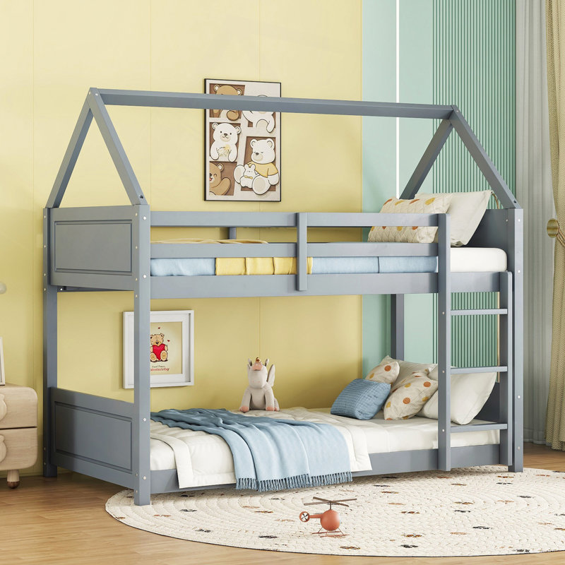 Lit superposé simple au-dessus d'une chambre simple avec tête de lit, pied de lit et garde-corps, échelle, lit superposé en bois d'hévéa avec garde-corps de sécurité