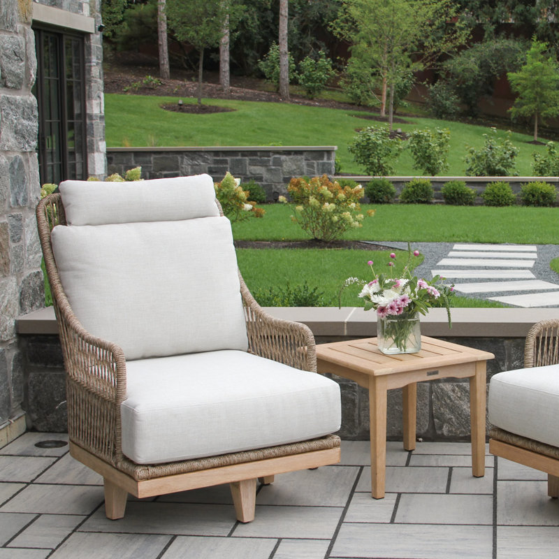Cream Swviel Chair w Olefin Fabric, Cream Cushion / Brown/Natural Wood Frame