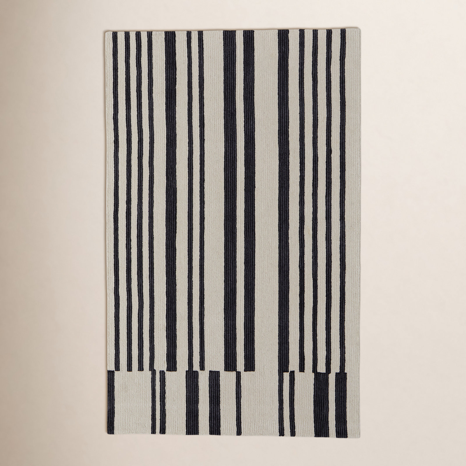 Ryo Ivory Black Hand-Tufted Striped Rug, Rectangle 5' x 8'
