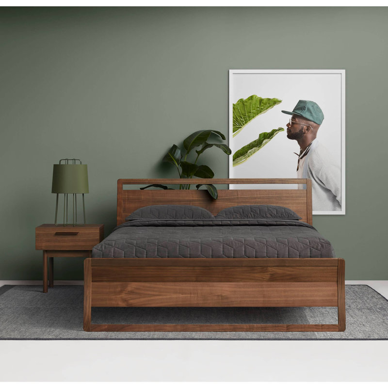 Woodrow Bed, Full, Walnut