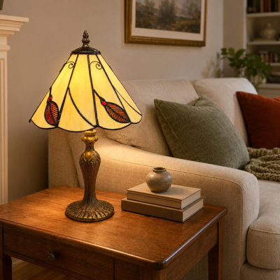 Ashelynn Resin Table Lamp