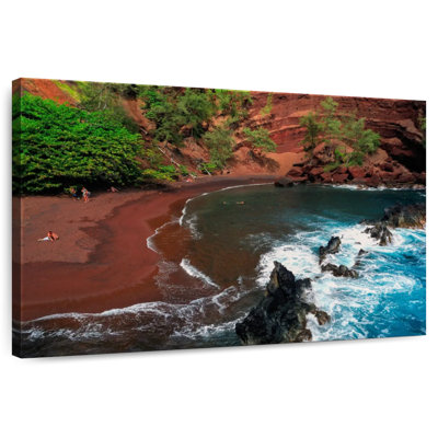 Lilie Maui Red Beach