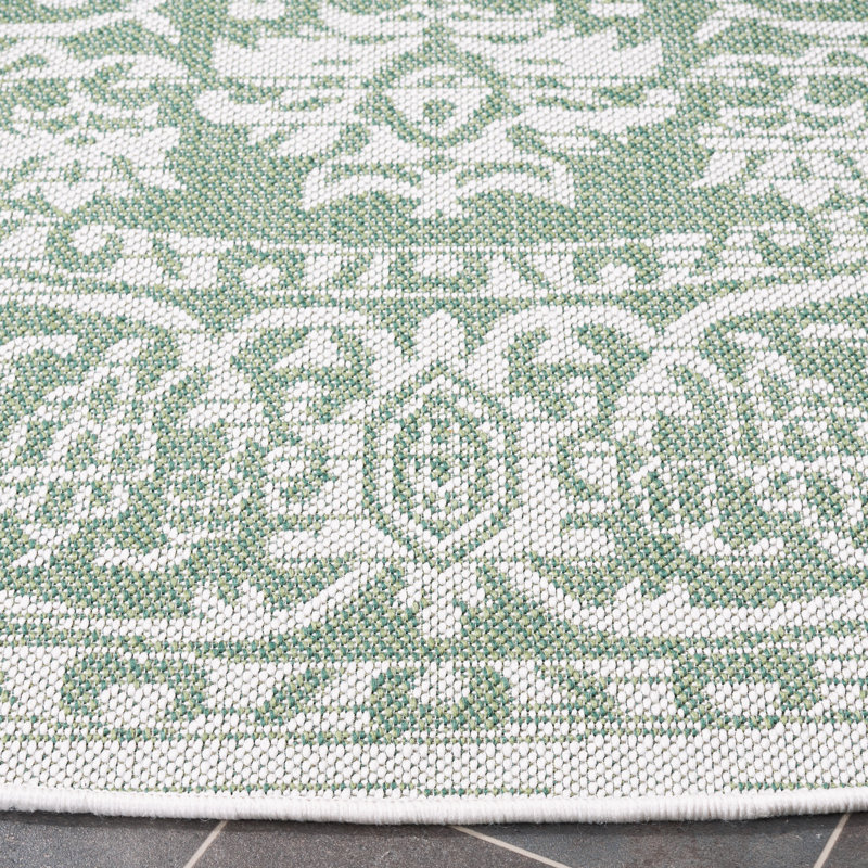 Mirla Performance Machine Washable Oriental Indoor/Outdoor Area Rug, Round 6'7"