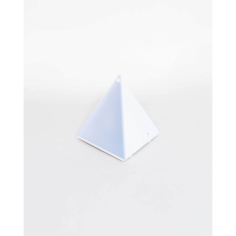 Lampe de bureau Chinea, H 10 po x l 11,5 po x P 10 po