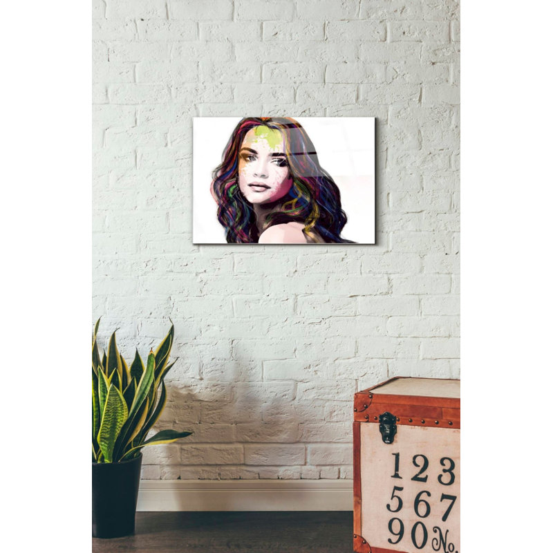 «Girl in Color» par Karen Smith, art mural en verre acrylique, H 16 po x l 24 po