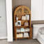 Armoire arquée en bois sculpté