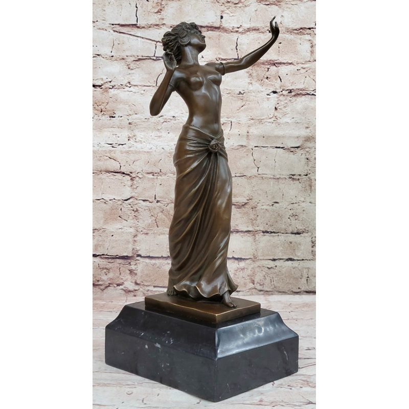 Figurines et sculptures Tayshawna