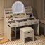 Coiffeuse 47,2 "avec miroir et lumière, coiffeuse avec tabouret de rangement rembourré, coiffeuse avec deux organisateurs, 3 tiroirs et 2 armoires pour la chambre à coucher, blanc