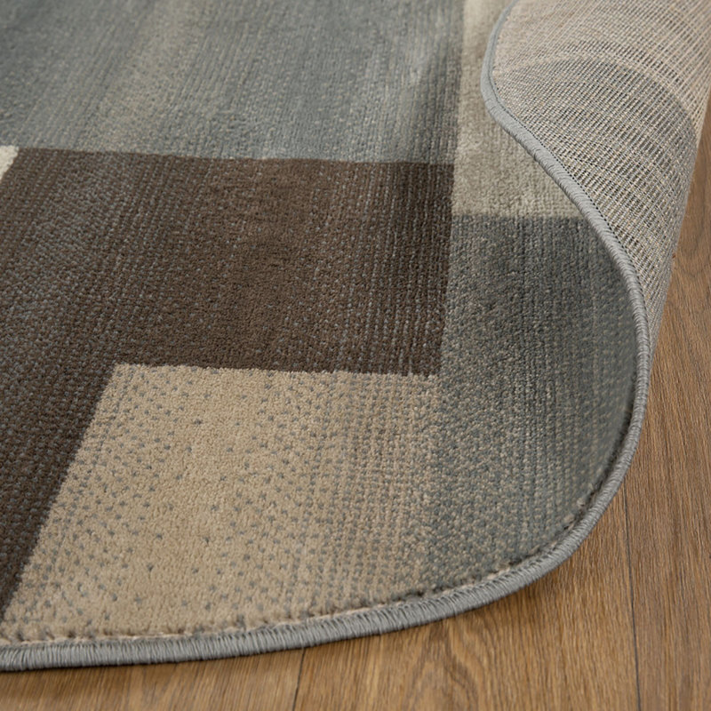 Quanetra 8' X 10' Gray Brown and Cream Patchwork Area Rug, Round 5'