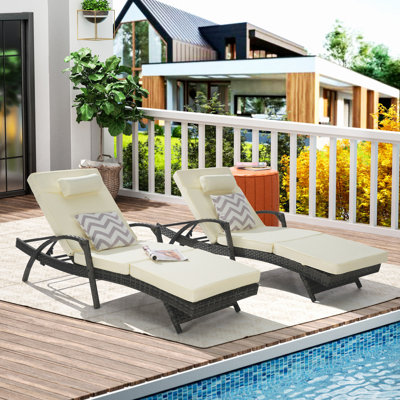 Ensemble de 2 chaises longues d'extérieur en osier avec coussins, chaise longue inclinable en osier