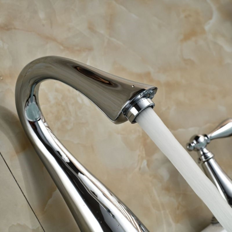 Juno Stunning Look Chrome Finish Deck Mount Bathtub Faucet & Hand Shower 