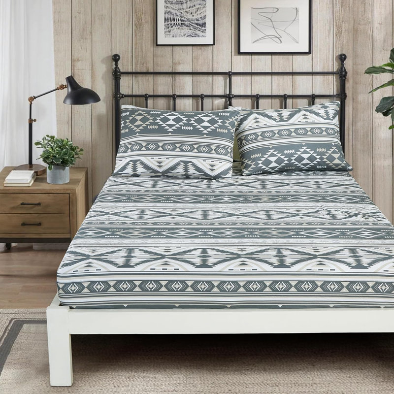 Southwestern Geometric Printed Microfiber Bed Sheet Set, Queen Sheet Set with 2 Pillowcases, White/Gray/Beige Geometric