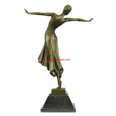 Figurines et sculptures