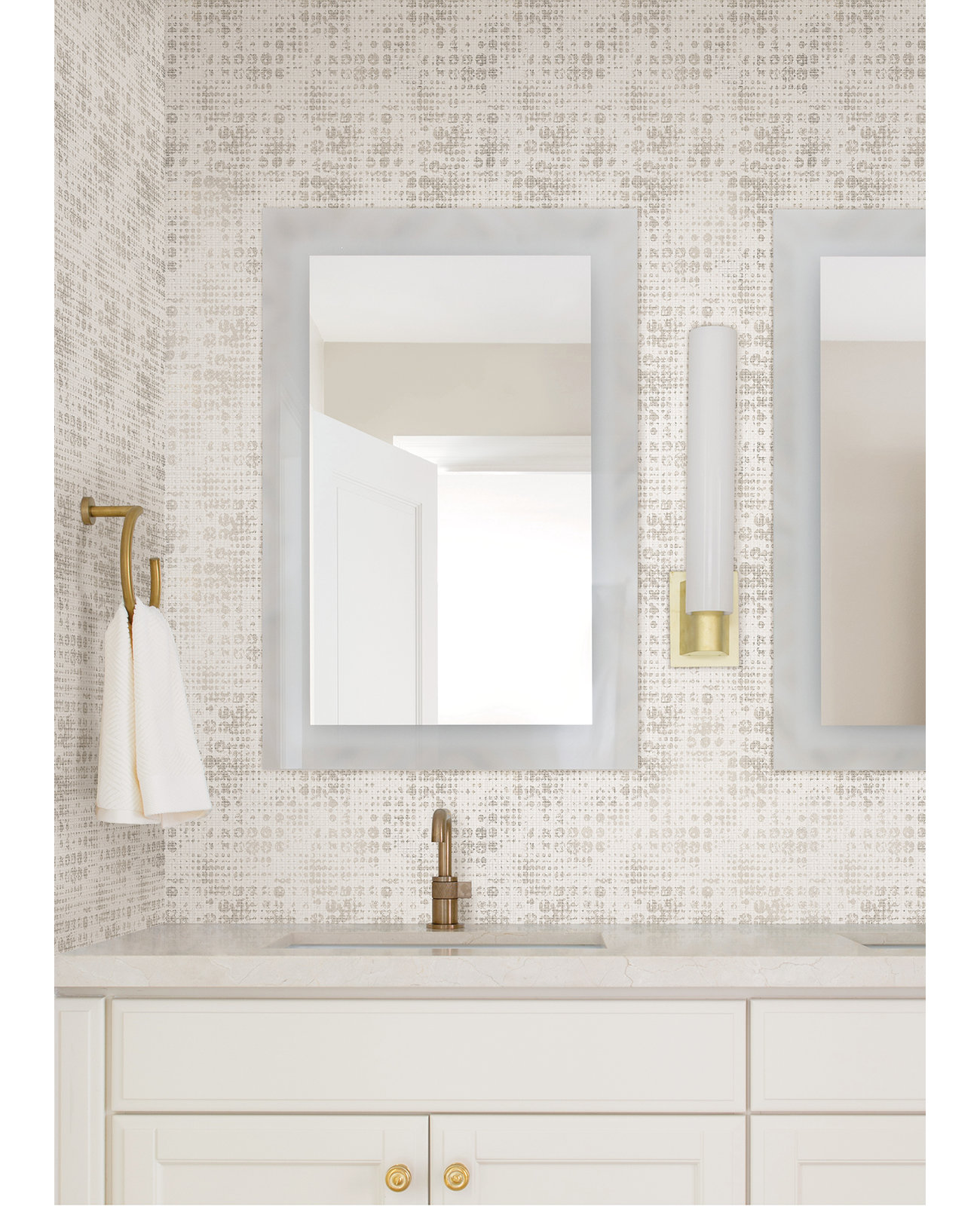 Celeste Modern Geometric Wallpaper, Off White