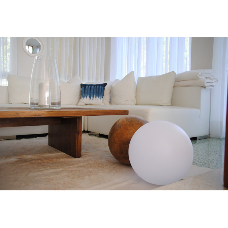 Lampe sur pied d'extérieur à brancher Ballia, H 18 po x l 20 po x P 20 po