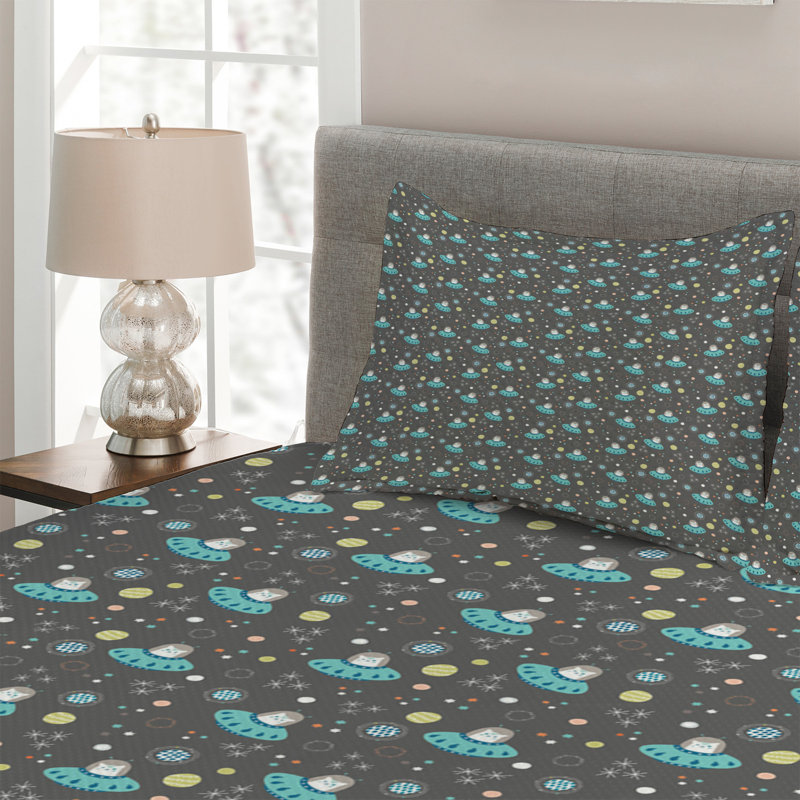 Polyester Coverlet, King Bedspread + 2 Shams
