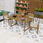 Table de salle à manger en bois avec chaise et coussins-129170304