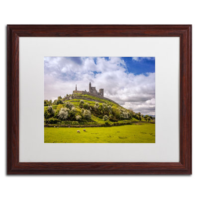 « rock of cashel ireland » par pierre leclerc,, reproduction de photo encadrée
