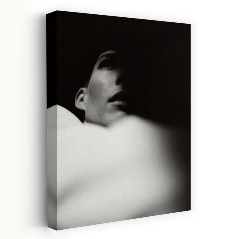 Caroline 1, art mural contemporain abstrait, H 36 po x l 24 po