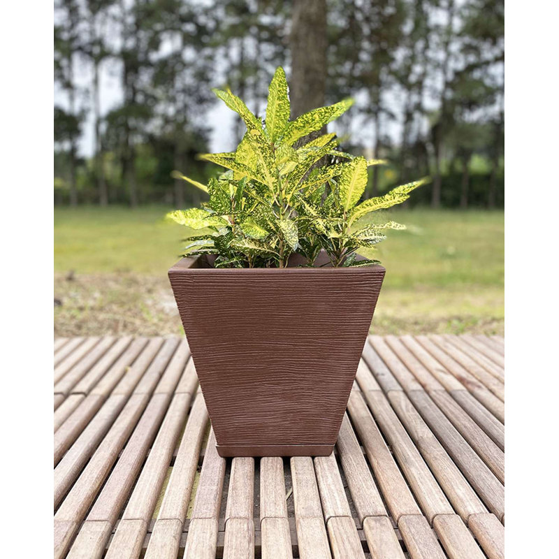Zurique Pot Planter, Brown, 13.39" H x 13.78" W x 13.78" D
