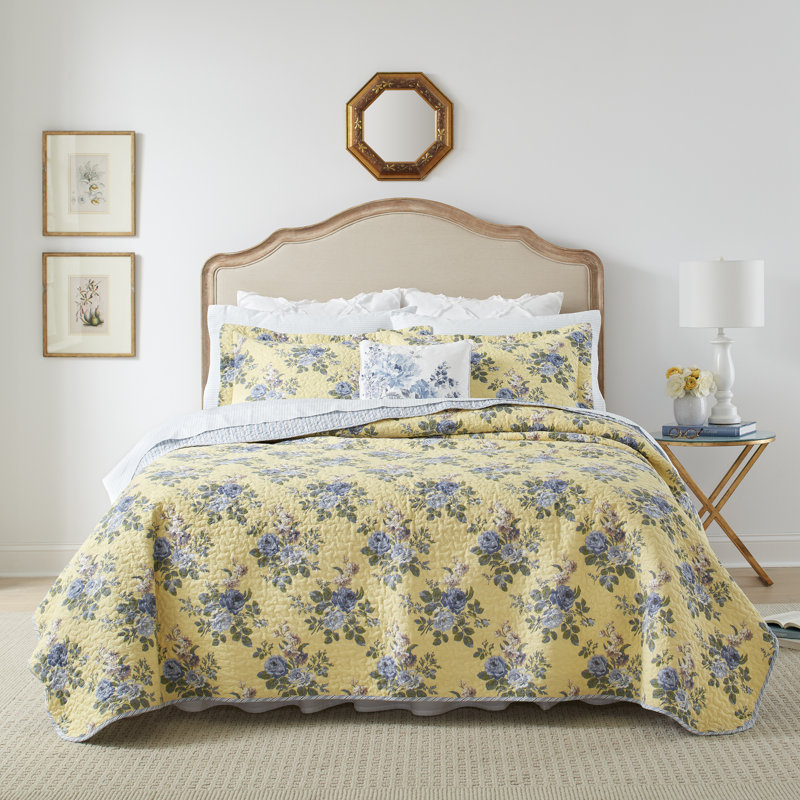 Laura Ashley Linley Yellow Cotton Reversible Quilt Set, Full/Queen Quilt + 2 Standard Shams