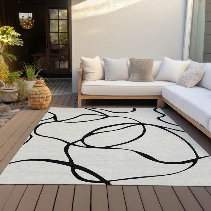 Mirelle White Washable Indoor-Outdoor Rug - , 5' x 7'6"