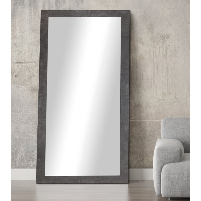 Miroir pleine grandeur en béton Alacazar, 70,5 po x 31,5 po