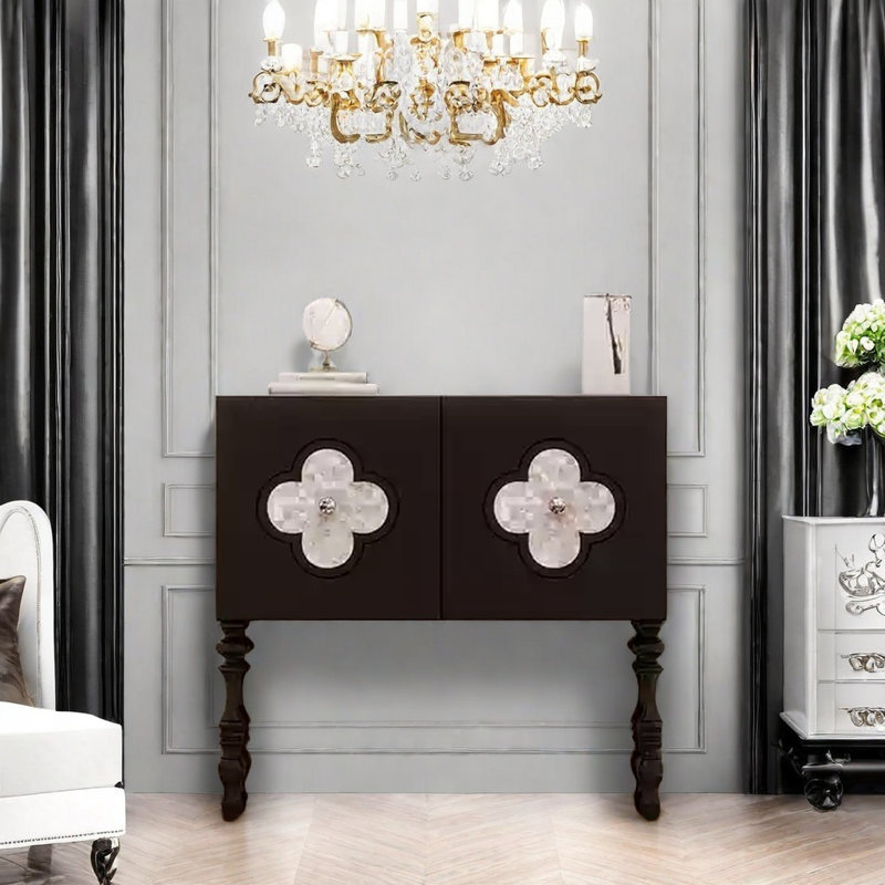 Four-Leaf Clover Creative Accent Cabinet
