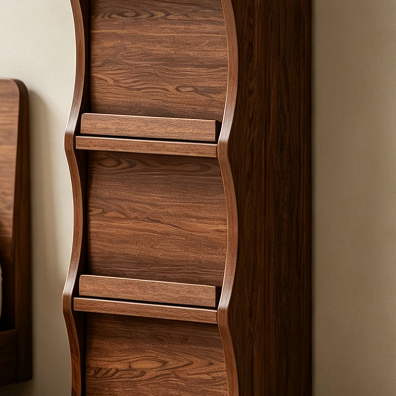 Hogue, Walnut