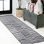 Tapis intérieur / extérieur noir / ivoire à rayures décalées Perrigo-286910314
