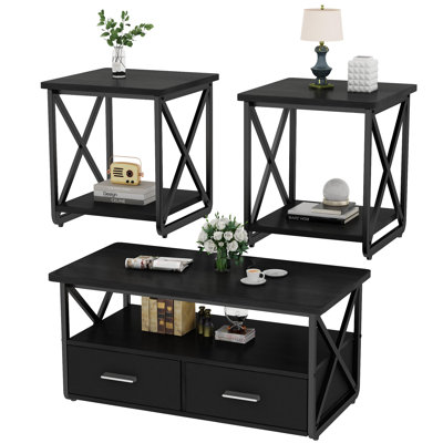 Un ensemble de tables basses trois pièces, équipé de tiroirs en tissu et de tablettes de rangement, fait de structure en métal, un ensemble de table de salon robuste et durable, jumelé à deux tables d'appoint, convient aux meubles de maison dans le salon.