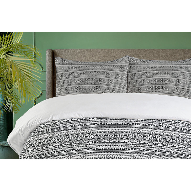 No Duvet Cover, Queen Duvet Cover + 2 Standard Shams