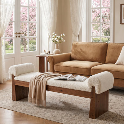 Banc en bois avec repose-pieds