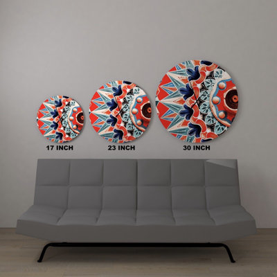 Mucella Metal Wall Clock