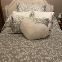 Winston Porter Keisi Floral Soft Matelasse Jacquard Quilt Set