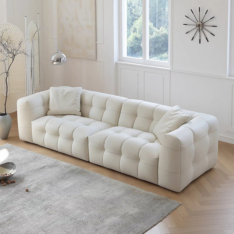 Canapé français simple de style crème, H 27,56 po x l 118,11 po x P 40,55 po, Blanc cassé / blanc