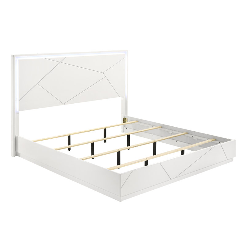 Cadre de lit très grand moderne blanc avec tête de lit géométrique, DEL, laque ultrabrillante, bois massif et bois d'ingénierie, design contemporain requis avec sommier, lumières DEL, style discret pour la chambre à coucher