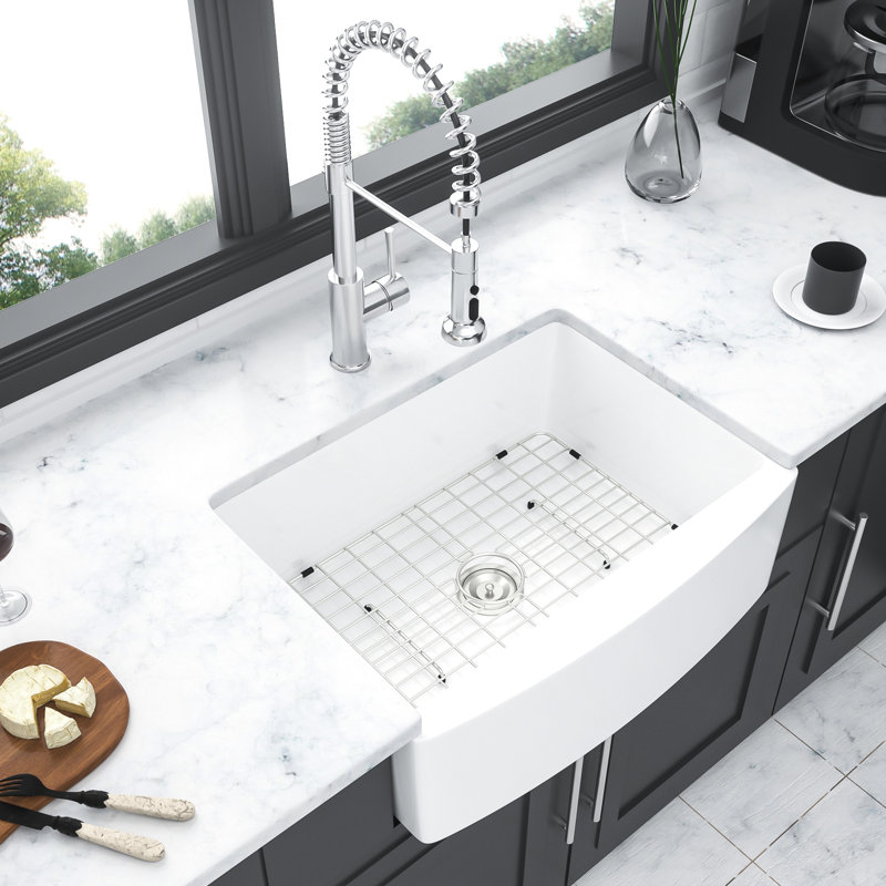 Évier de cuisine en céramique blanche 24 po - façade à tablier avec cuve simple à arche pour une qualité de surface