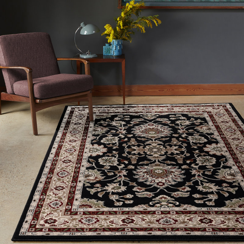 Sevanna Oriental Indoor Rug, Rectangle 3'9" x 5'9"